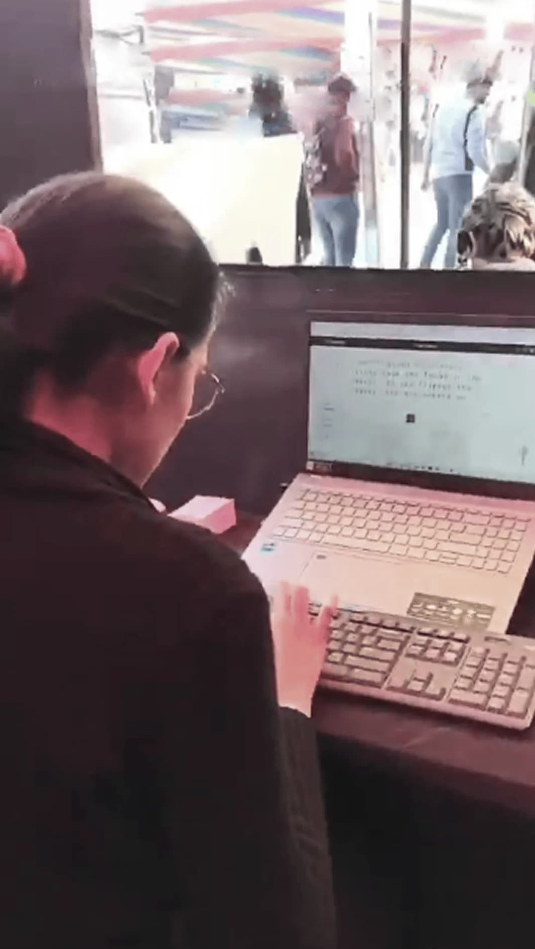 Live Platform Observation