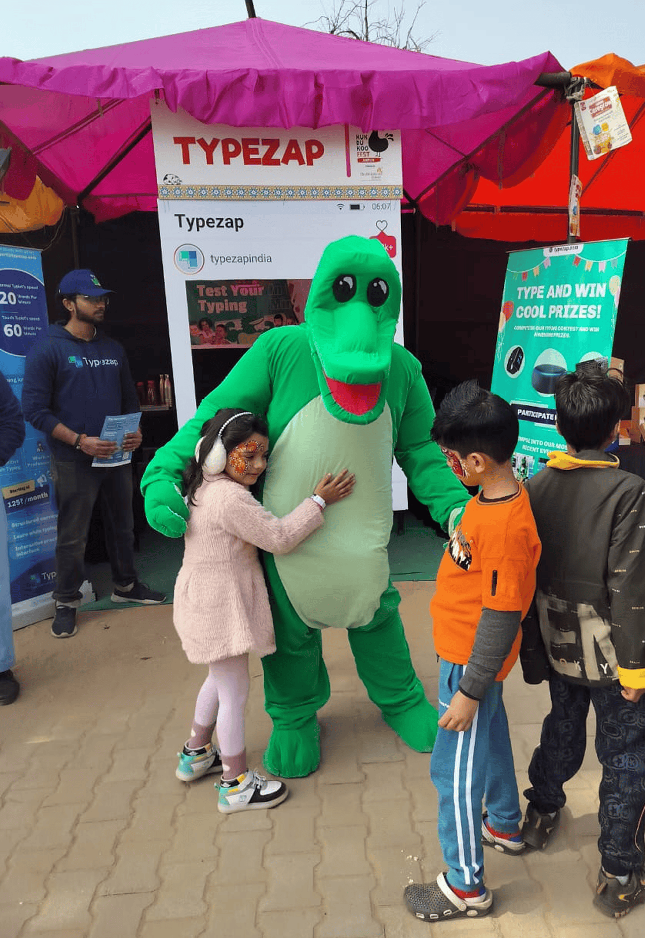 Typezap event - Mascot with children